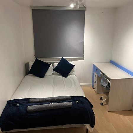 Indulge Hockley Hotel - With Free Front Parking - 10 Min Drive To Birmingham City Centre Bull Ring, Grand Central, Tesco Superstore, Primark & Commonwealth Games Exteriör bild