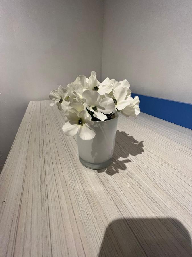 Indulge Hockley Hotel - With Free Front Parking - 10 Min Drive To Birmingham City Centre Bull Ring, Grand Central, Tesco Superstore, Primark & Commonwealth Games Exteriör bild