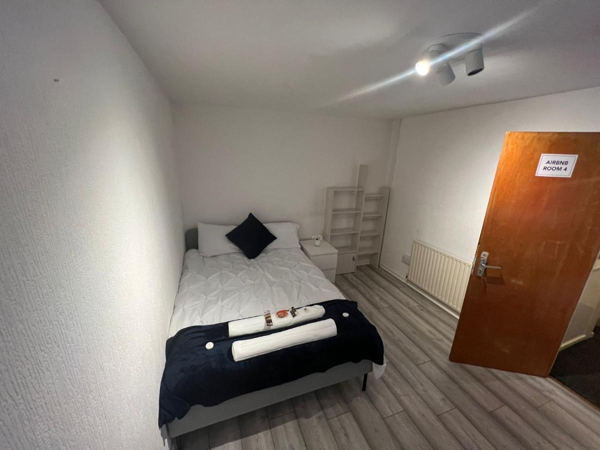 Indulge Hockley Hotel - With Free Front Parking - 10 Min Drive To Birmingham City Centre Bull Ring, Grand Central, Tesco Superstore, Primark & Commonwealth Games Exteriör bild