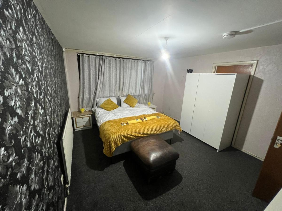 Indulge Hockley Hotel - With Free Front Parking - 10 Min Drive To Birmingham City Centre Bull Ring, Grand Central, Tesco Superstore, Primark & Commonwealth Games Exteriör bild